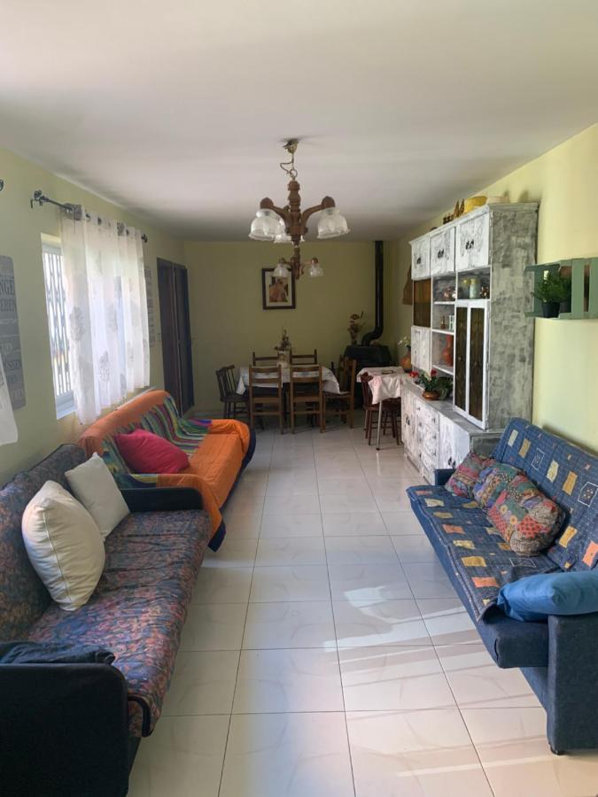 Casa Leon Leão Exterior foto